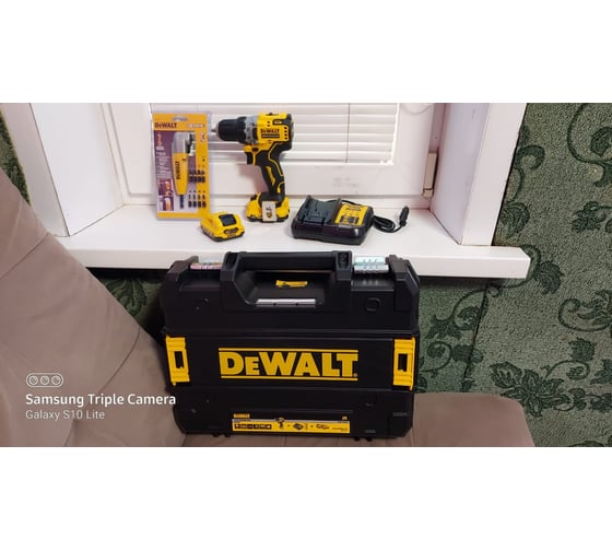 Компактная дрель-шуруповерт DEWALT 12 В XR DCD701D2-QW 55