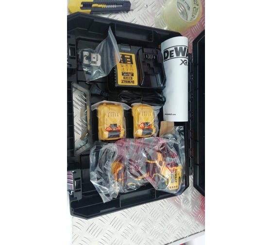 Компактная дрель-шуруповерт DEWALT 12 В XR DCD701D2-QW 42