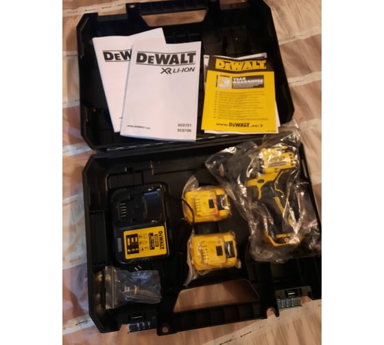 Компактная дрель-шуруповерт DEWALT 12 В XR DCD701D2-QW 14