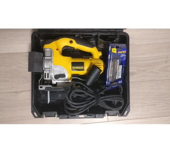 Лобзик DEWALT DW 331 K 64