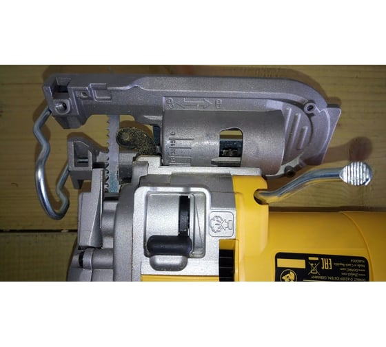 Лобзик DEWALT DW 331 K 57