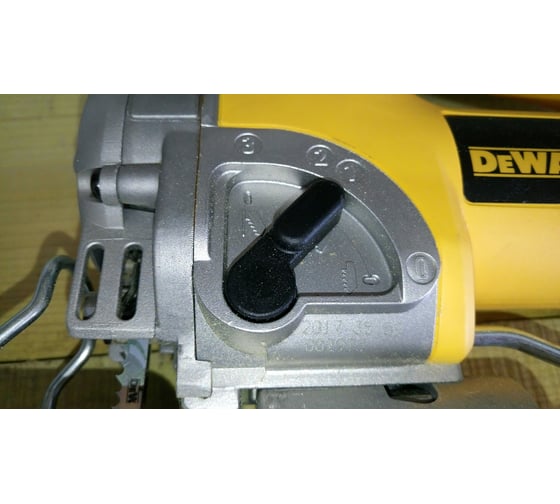 Лобзик DEWALT DW 331 K 58