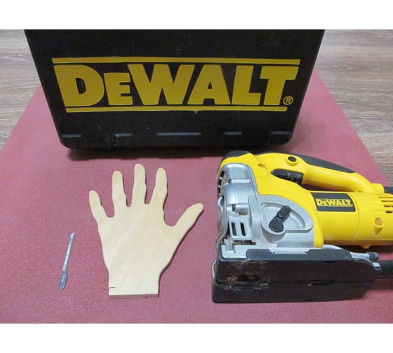 Лобзик DEWALT DW 331 K 47