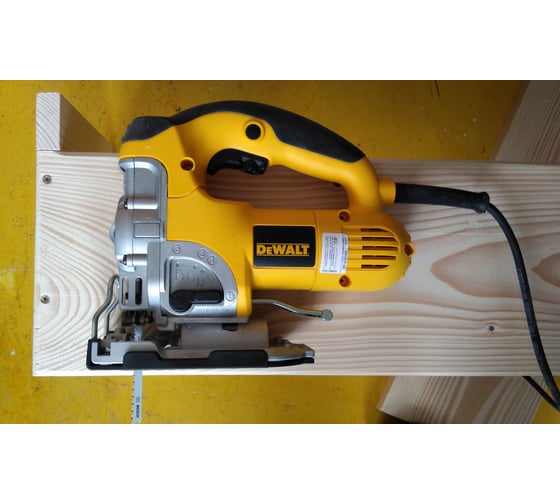 Лобзик DEWALT DW 331 K 40