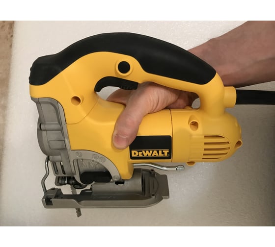 Лобзик DEWALT DW 331 K 25