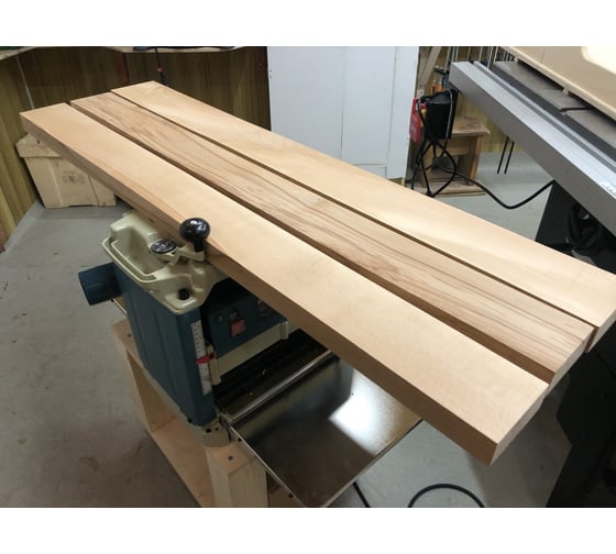 Рейсмусовый станок Makita 2012 NB 8