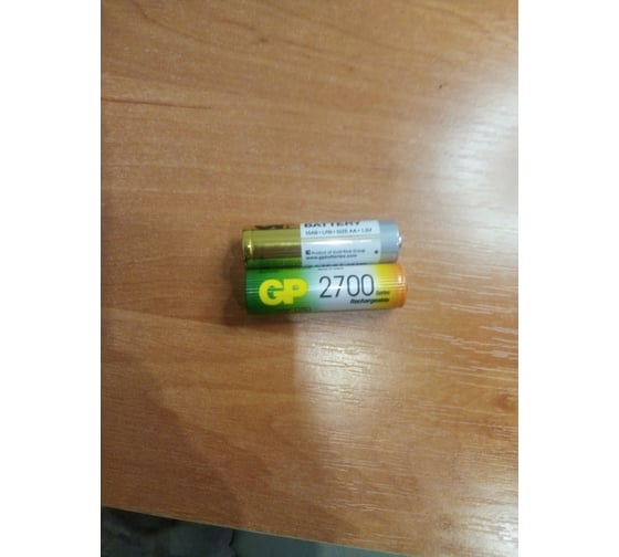 Перезаряжаемые аккумуляторы GP 270AAHC AA 4шт и зарядное устройство с ...