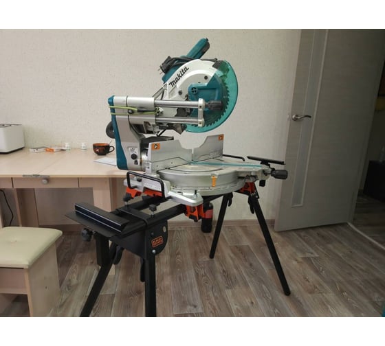 Верстак-подставка под торцовочную пилу Black&Decker 1,5 м BEZ100-XJ 11