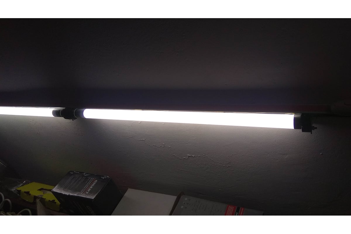 Iek led t8