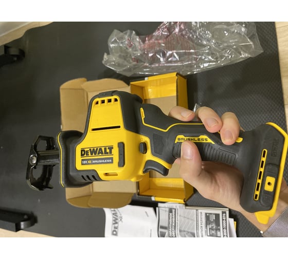 Бесщеточная сабельная пила DEWALT 18 В XR DCS369N-XJ 9