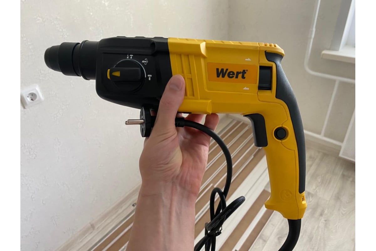 Перфоратор WERT ERH 0724HRE 185376 - выгодная цена, отзывы ...