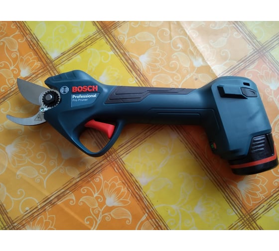 Аккумуляторный секатор Bosch 12 В 06019K1020 - выгодная цена, отзывы ...