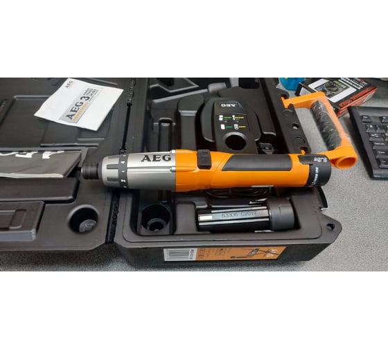 Аккумуляторная отвертка AEG SE 3.6 Li 4935413165 24
