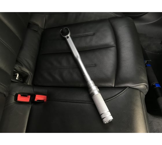 Динамометрический ключ Jonnesway T04150 1/2"40-210 НМ 47307 - выгодная ...