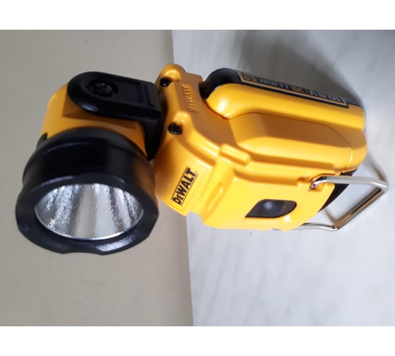 Аккумуляторный фонарь DEWALT DCL 510 N 21