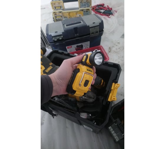 Аккумуляторный фонарь DEWALT DCL 510 N 12