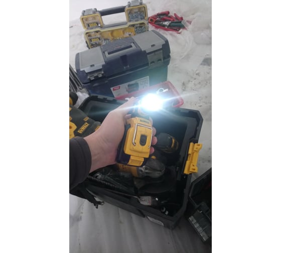 Аккумуляторный фонарь DEWALT DCL 510 N 13