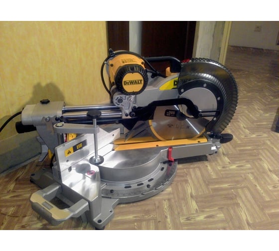 Торцовочная пила DEWALT DWS 780 - выгодная цена, отзывы, характеристики ...