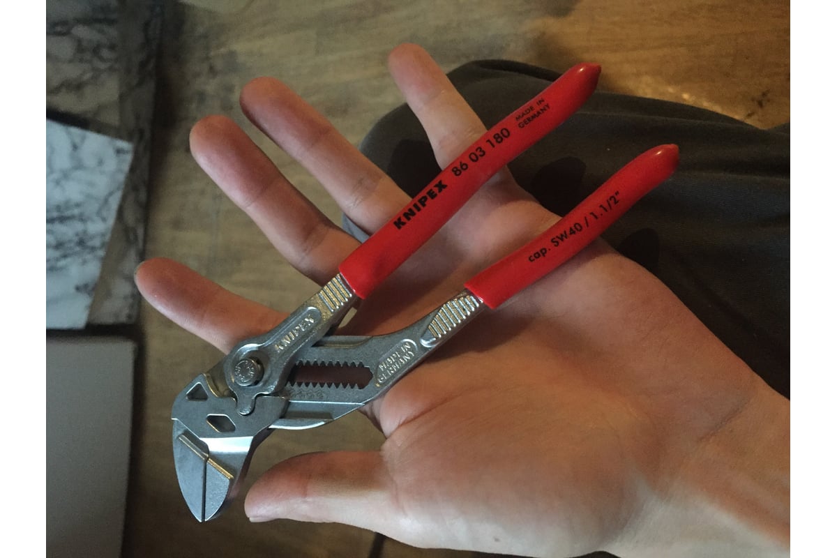 Ключ для шкафов knipex