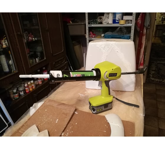Аккумуляторный пистолет для герметика Ryobi ONE+ CCG1801MHG 5133000192 17