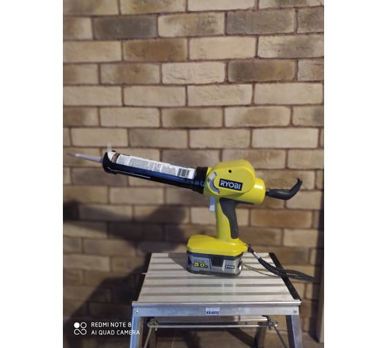Аккумуляторный пистолет для герметика Ryobi ONE+ CCG1801MHG 5133000192 11