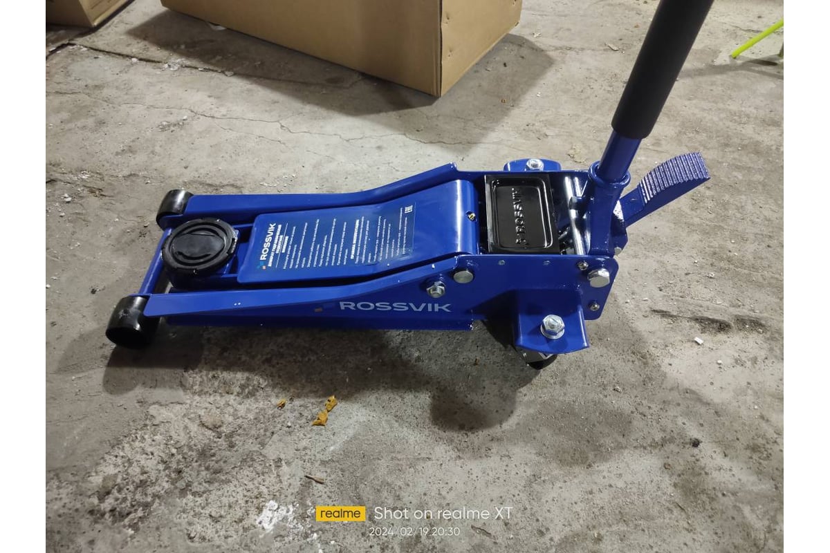 Подкатной домкрат Rossvik V3 LOW PROFILE с педалью, г/п 3 т, 75-505 мм ...