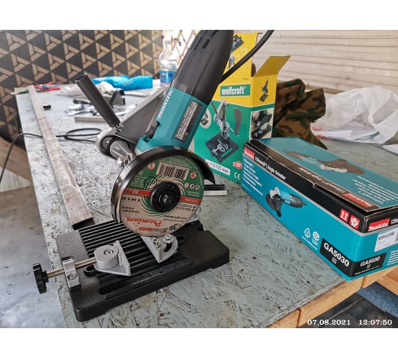 Угловая шлифмашина Makita GA 5030 31