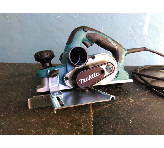 Рубанок Makita KP 0810 CK 17