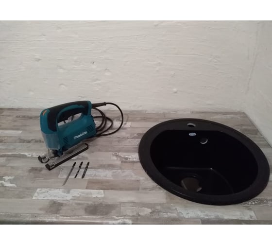 Лобзик Makita 4329 K 28