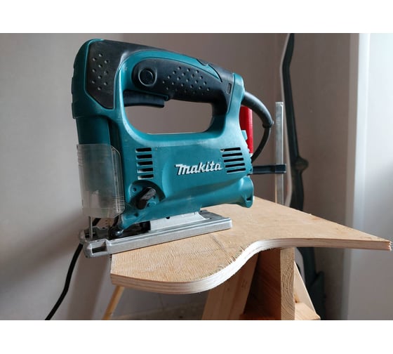 Электролобзик Makita 4329 49