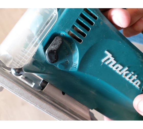 Электролобзик Makita 4329 52