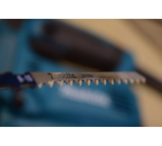 Электролобзик Makita 4329 40