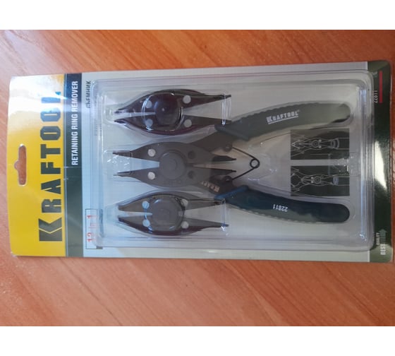 Смотреть порно онлайн: Әкесі ұлының дос қызын трахает