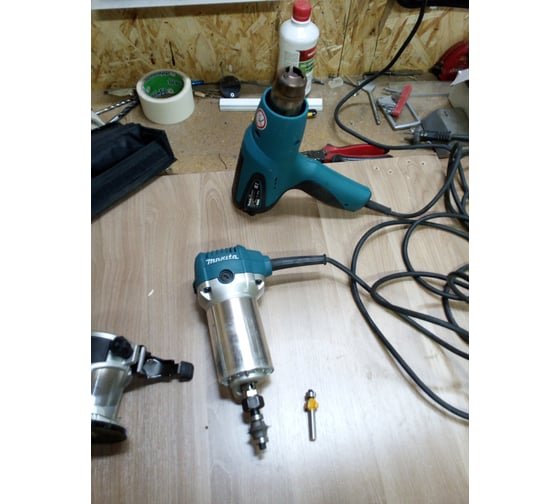 Кромочный фрезер Makita RT0700CX2 80