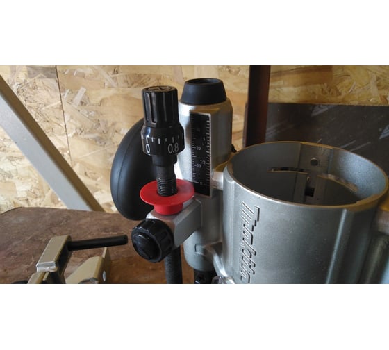 Кромочный фрезер Makita RT0700CX2 78