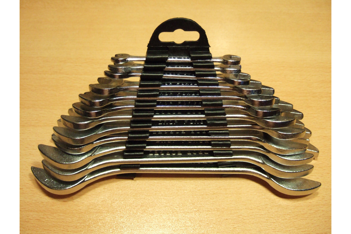 Набор рожковых ключей 6 х 32 мм 12 шт SPARTA 152945 в Новосибирске .