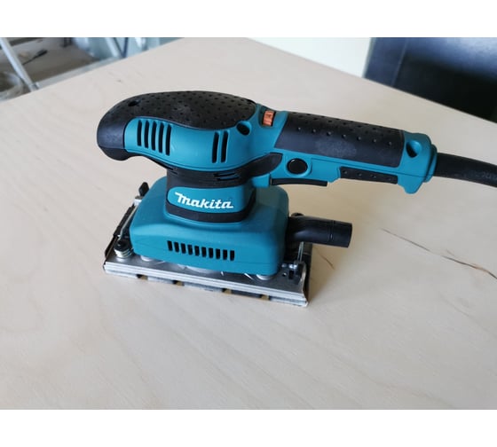 Вибрационная шлифмашина Makita BO3711 32