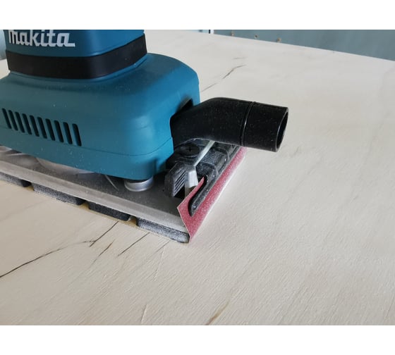 Вибрационная шлифмашина Makita BO3711 36