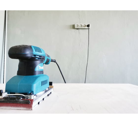 Вибрационная шлифмашина Makita BO3711 37