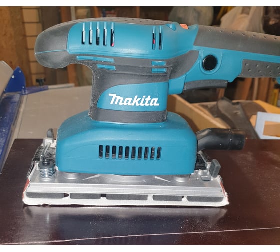 Вибрационная шлифмашина Makita BO3711 31