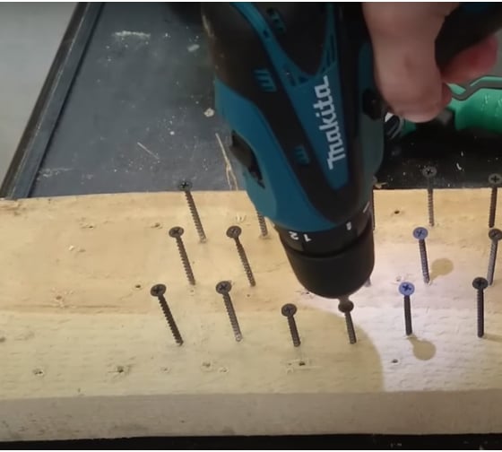 Аккумуляторная дрель-шуруповерт Makita DF330DWE 19
