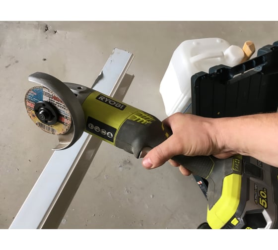 Аккумуляторная угловая шлифмашина Ryobi ONE+ R18AG-0 5133001903 175