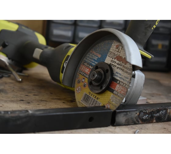 Аккумуляторная угловая шлифмашина Ryobi ONE+ R18AG-0 5133001903 172