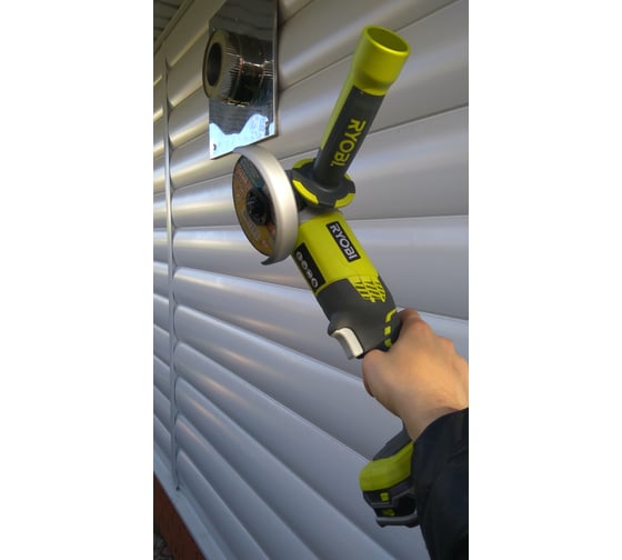 Аккумуляторная угловая шлифмашина Ryobi ONE+ R18AG-0 5133001903 166