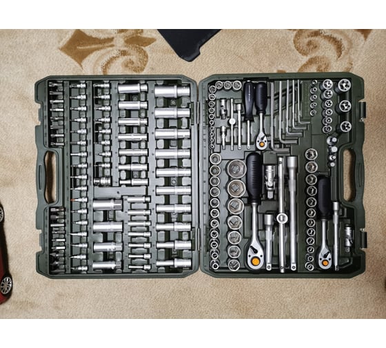 Набор инструмента для автомобиля 1/2", 1/4" 151 предмет ДТ/2 Дело ...