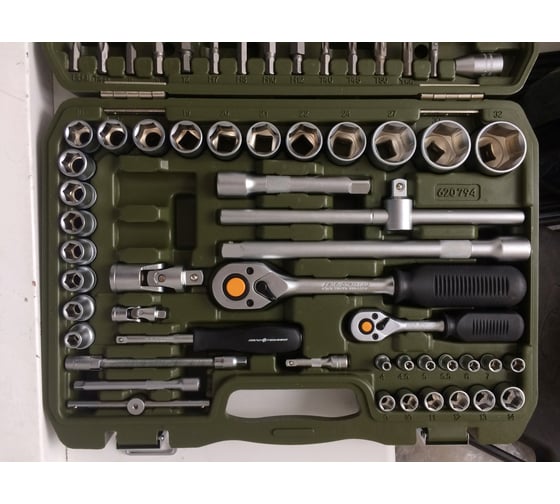 Набор автоинструмента 1/2, 1/4 94 предмета Дело Техники ДТ/3 620794 ...