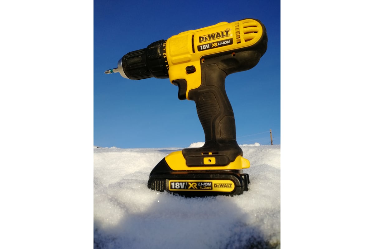  дрель-шуруповерт DEWALT DCD 771 C2 - выгодная цена .