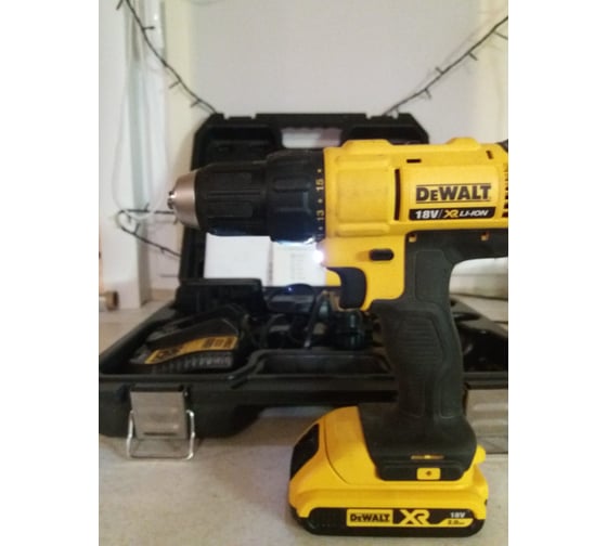 Аккумуляторная дрель-шуруповерт DEWALT DCD 771 C2 109