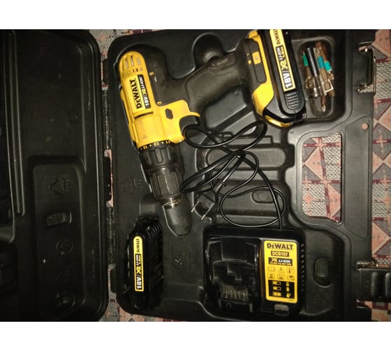 Аккумуляторная дрель-шуруповерт DEWALT DCD 771 C2 97
