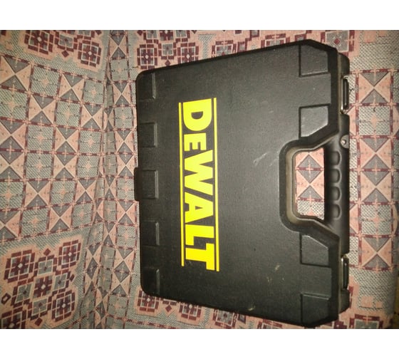 Аккумуляторная дрель-шуруповерт DEWALT DCD 771 C2 99
